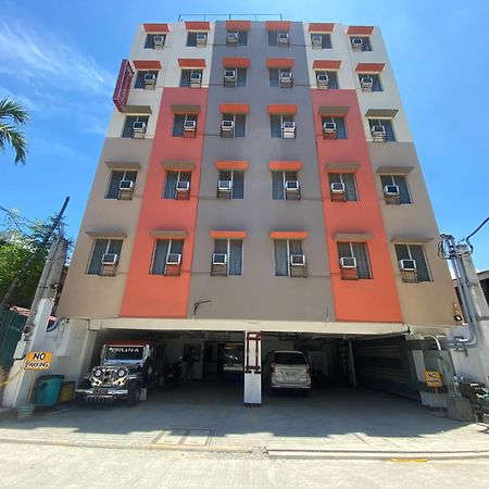 Oyo 888 City Stay Inns Fortview Bgc Pasig City Esterno foto